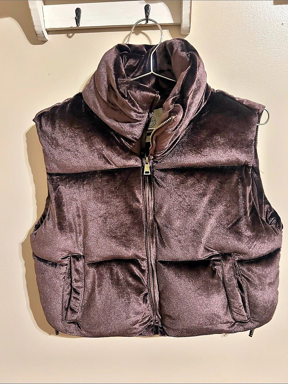 Stosh Puffer Vest in Brown Size Medium Like New